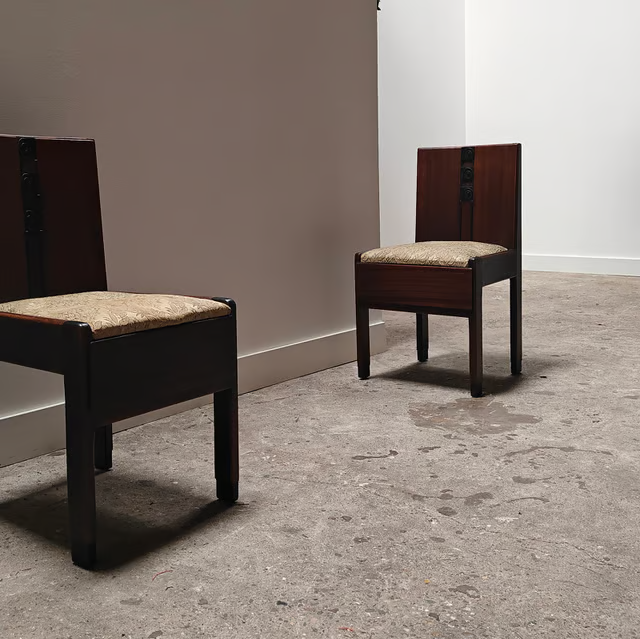 Chairs and table Amsterdamse School 7.png