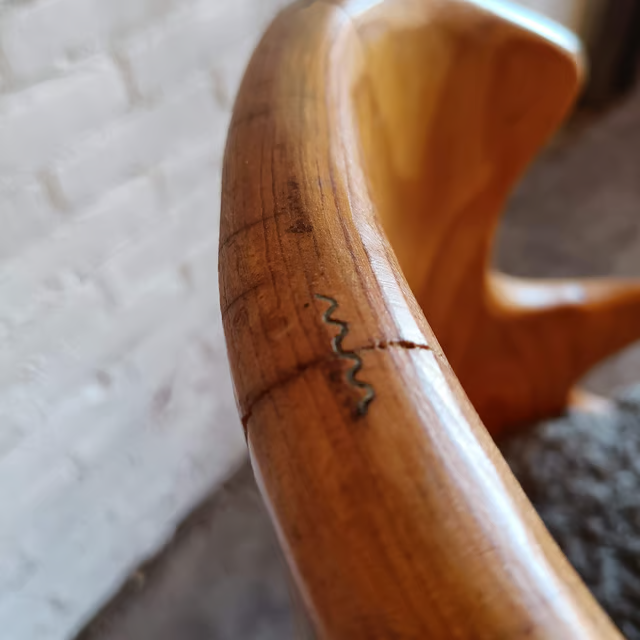 Tree trunk kubb chair with upholstered seat 9.png