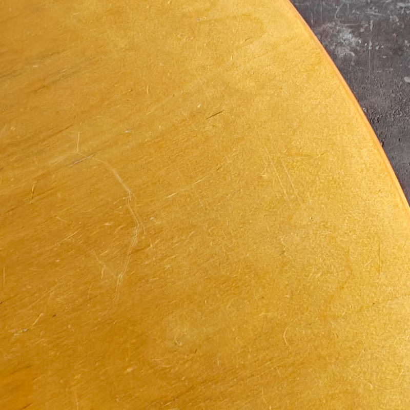 Round 1980s birch dining table 7.png