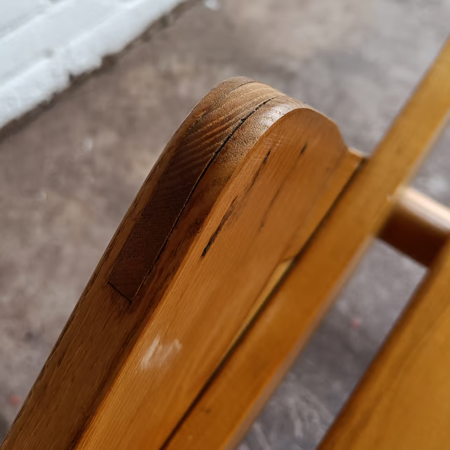 Unique turn around chair, close top view