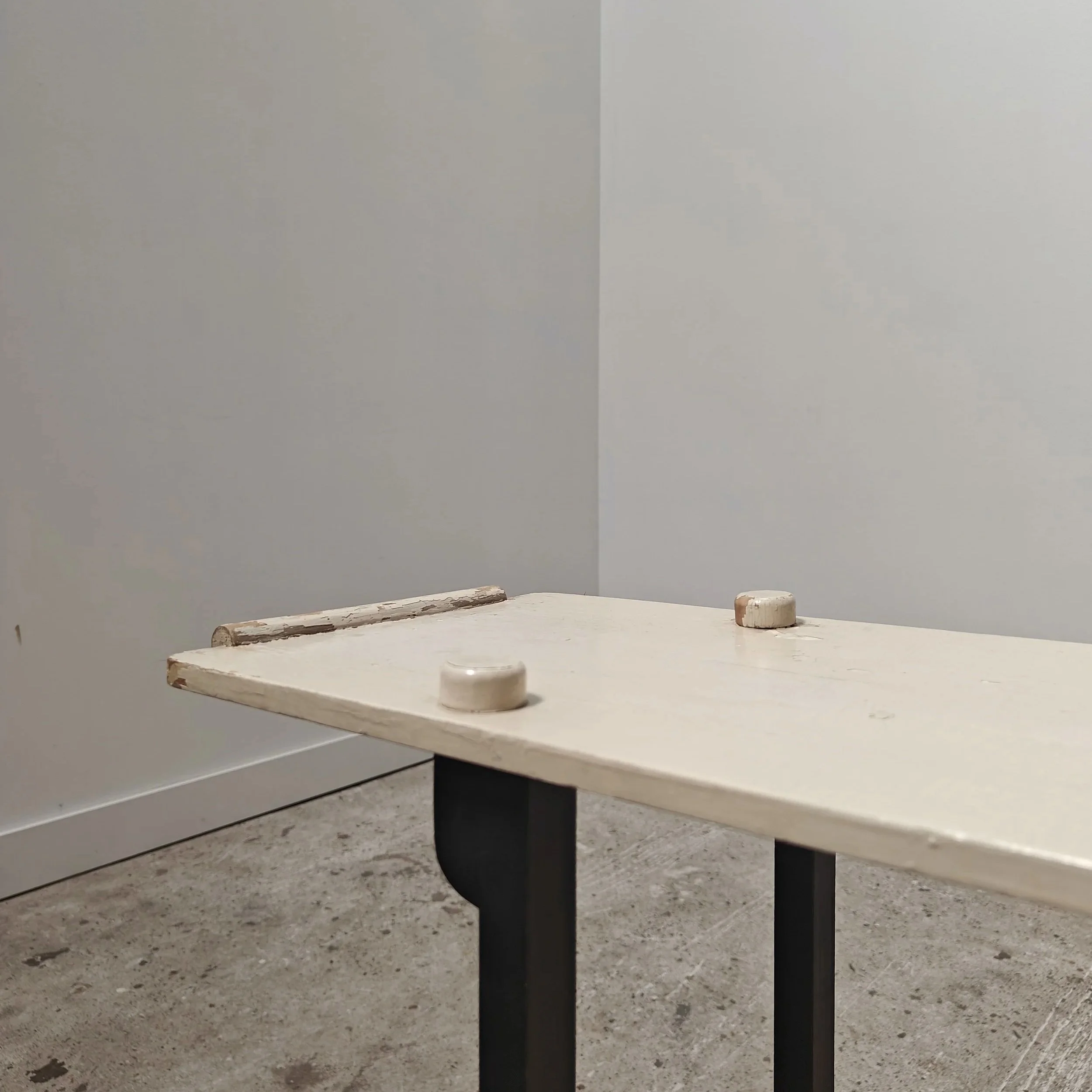 Constructivist+shelf+stand+by+Andr%C3%A9+Groult+6.jpg
