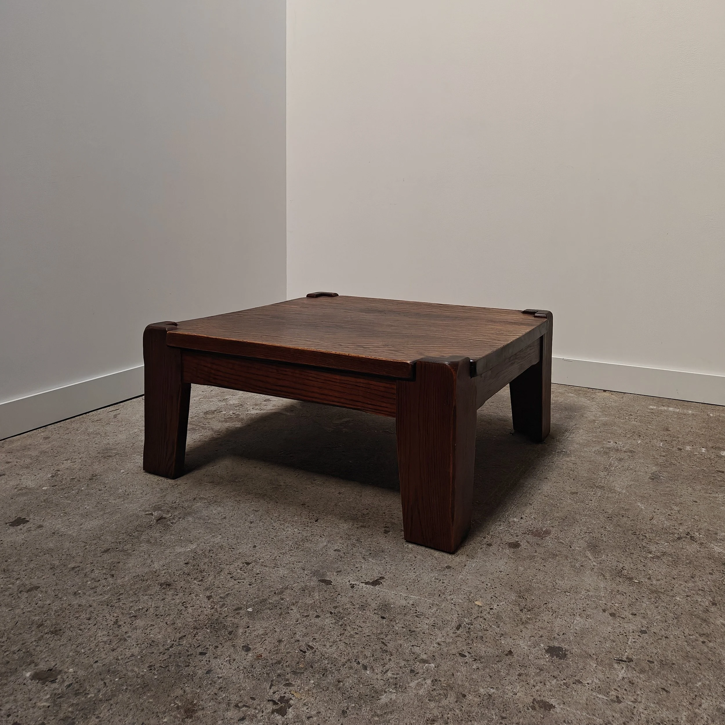 Oak sqaure coffeetable 5.jpg