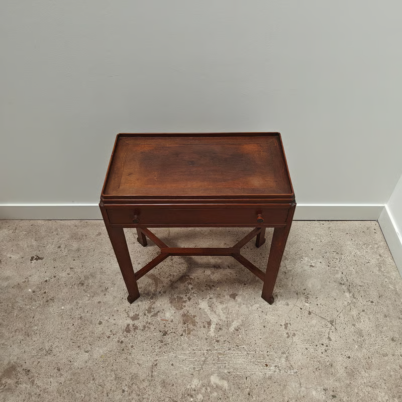 Art Deco side table 6.png