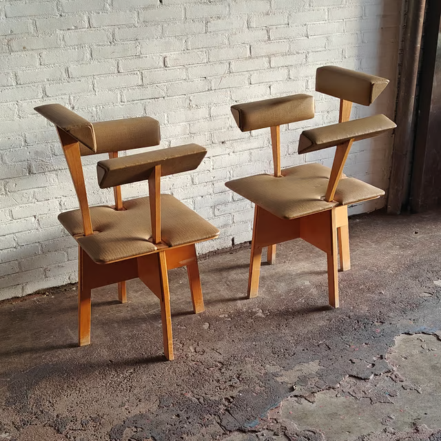 Modernist 1950's adjustable armchairs, set-2 4.png