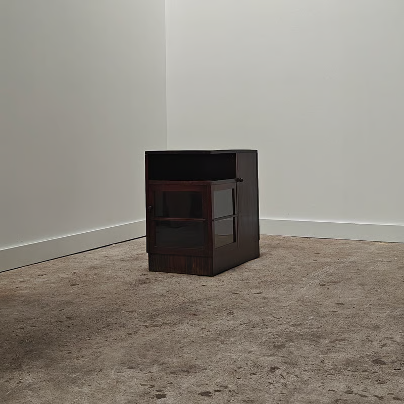 Dark asymmetrical Haagse school, corner cupboard 7.png