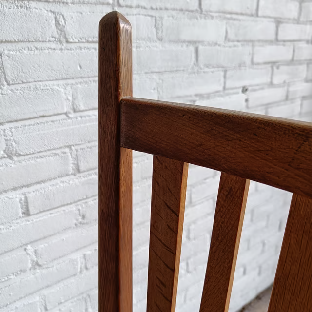 Bas van Pelt easy chair 1940's, close top view