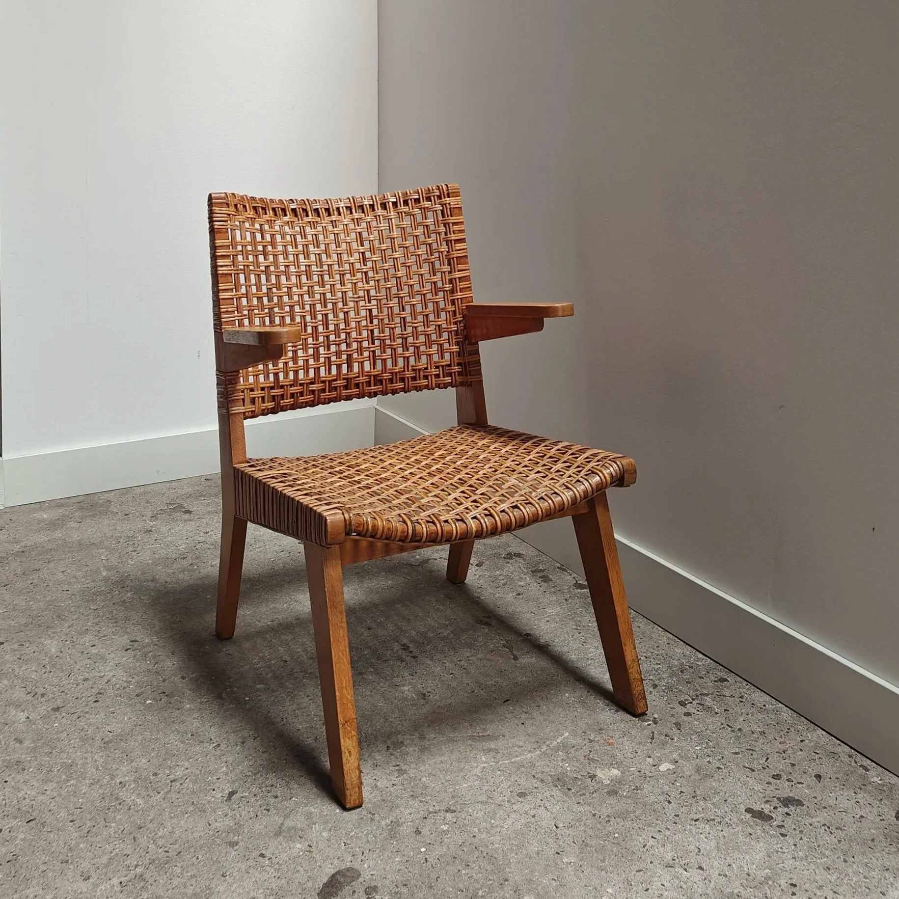 Rohe+Noordwolde+armchair+8.jpg