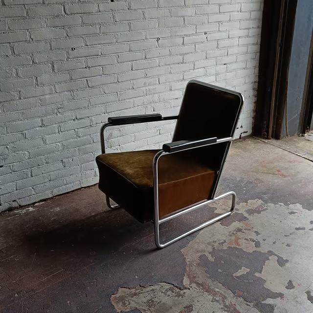 1930s tubular Auping arm chair 3.png