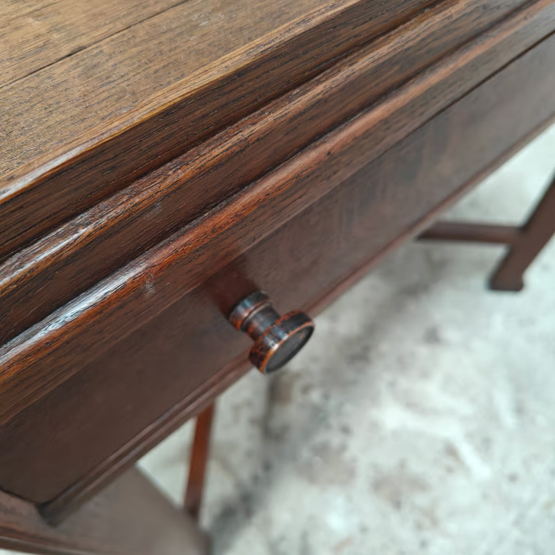 Art Deco side table 7.png