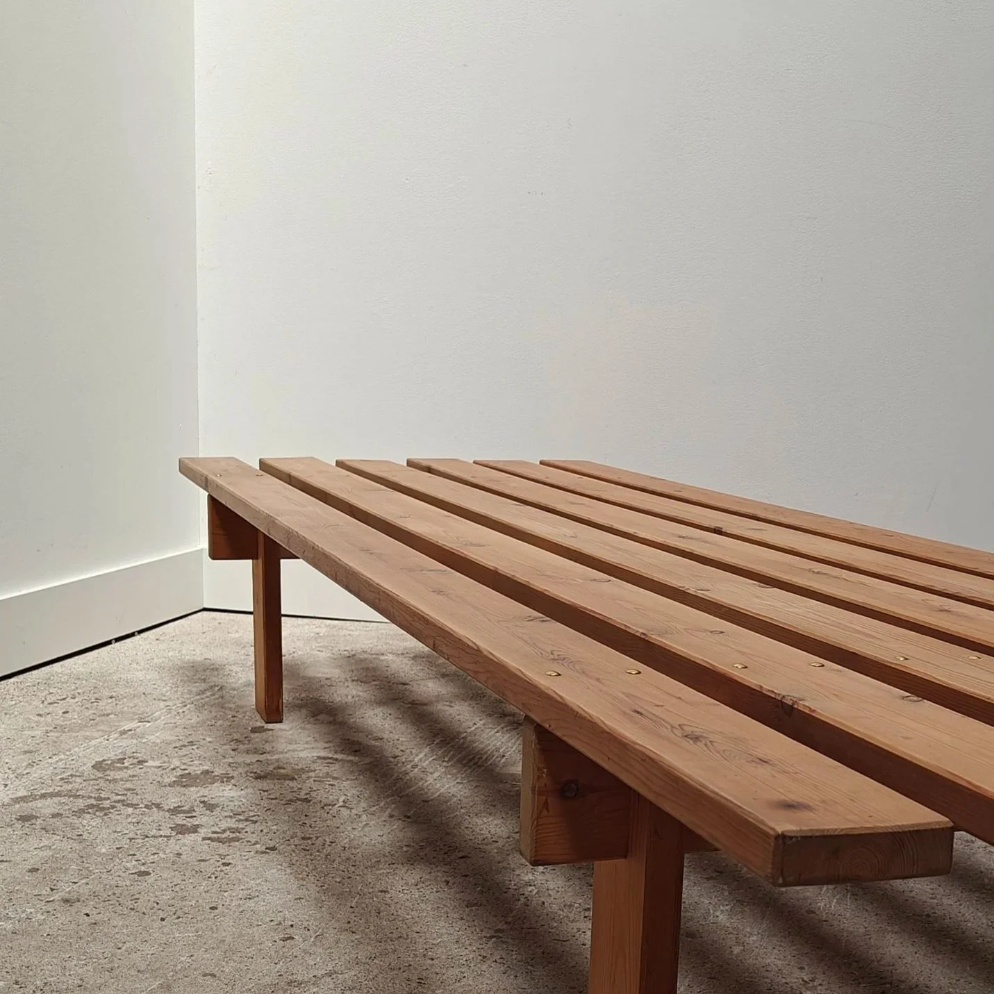 Pine+slatted+bench+by+Ole+Nielsen%2C+Denmark+1965+4.jpg