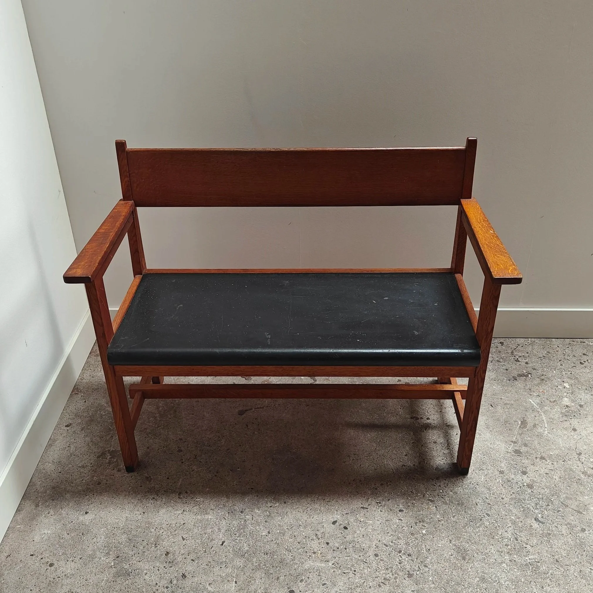 Haagse+School+bench+with+black+seat+7.jpg