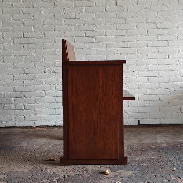 Modernist oak sidechair 3.png