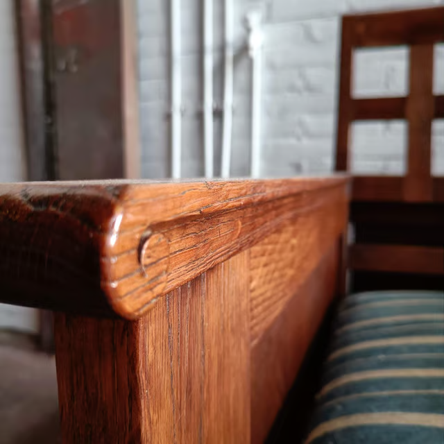 Antique arm chairs 7.png