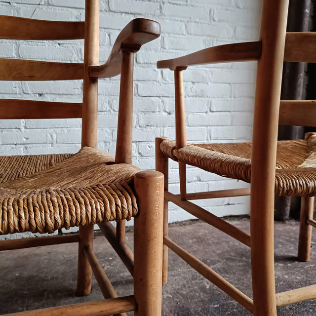 Kaare Klint 'church' arm chairs 2.png