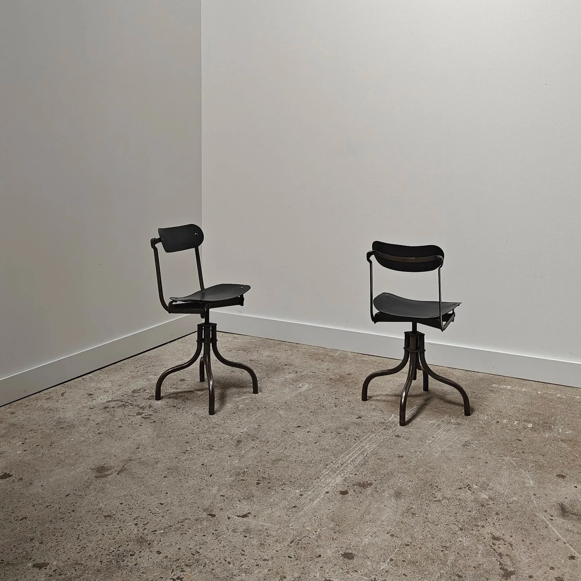 Tan+Sad+swivel+chair+set+8.jpg