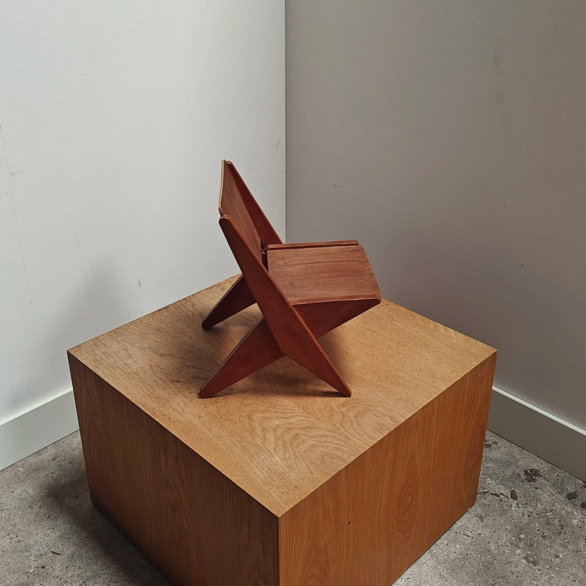 1950s+architectural+chair+model+2.jpg