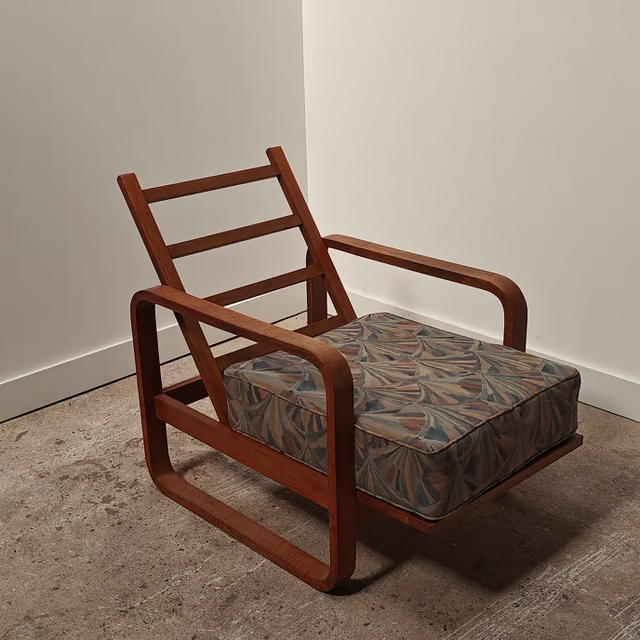 Adjustable armchair in Amsterdamse school style 7.png