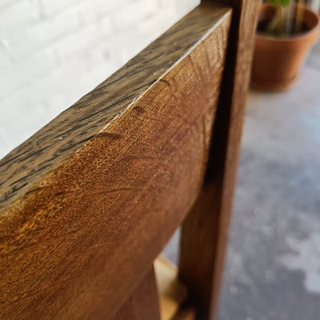 Pair of four oak chairs Haagse school 10.png