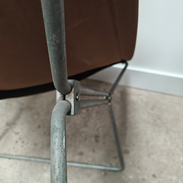 Easy chair by Pierre Paulin AP-14, AP Originals 3.png