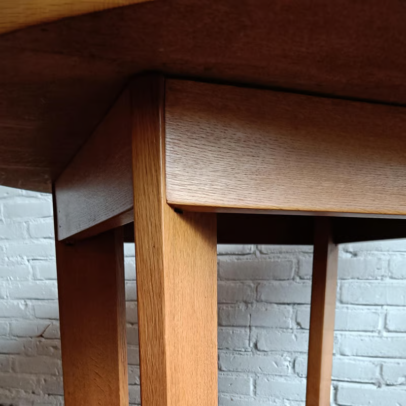 Haagse school big oak sidetable 3.png