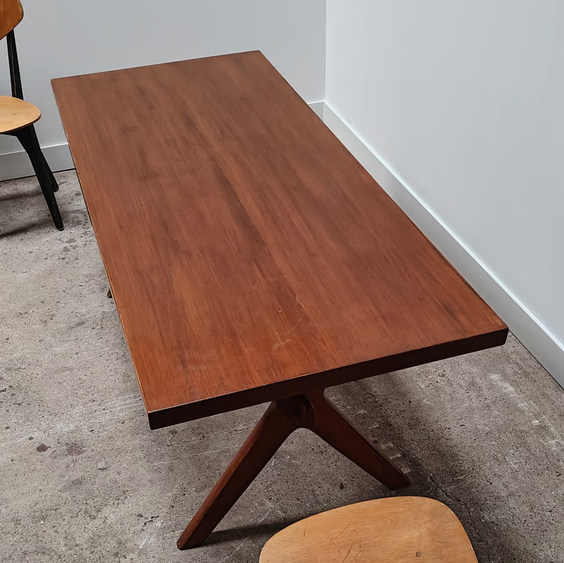 Goed Wonen table by Wim Den Boon and WJ Kok 3.png