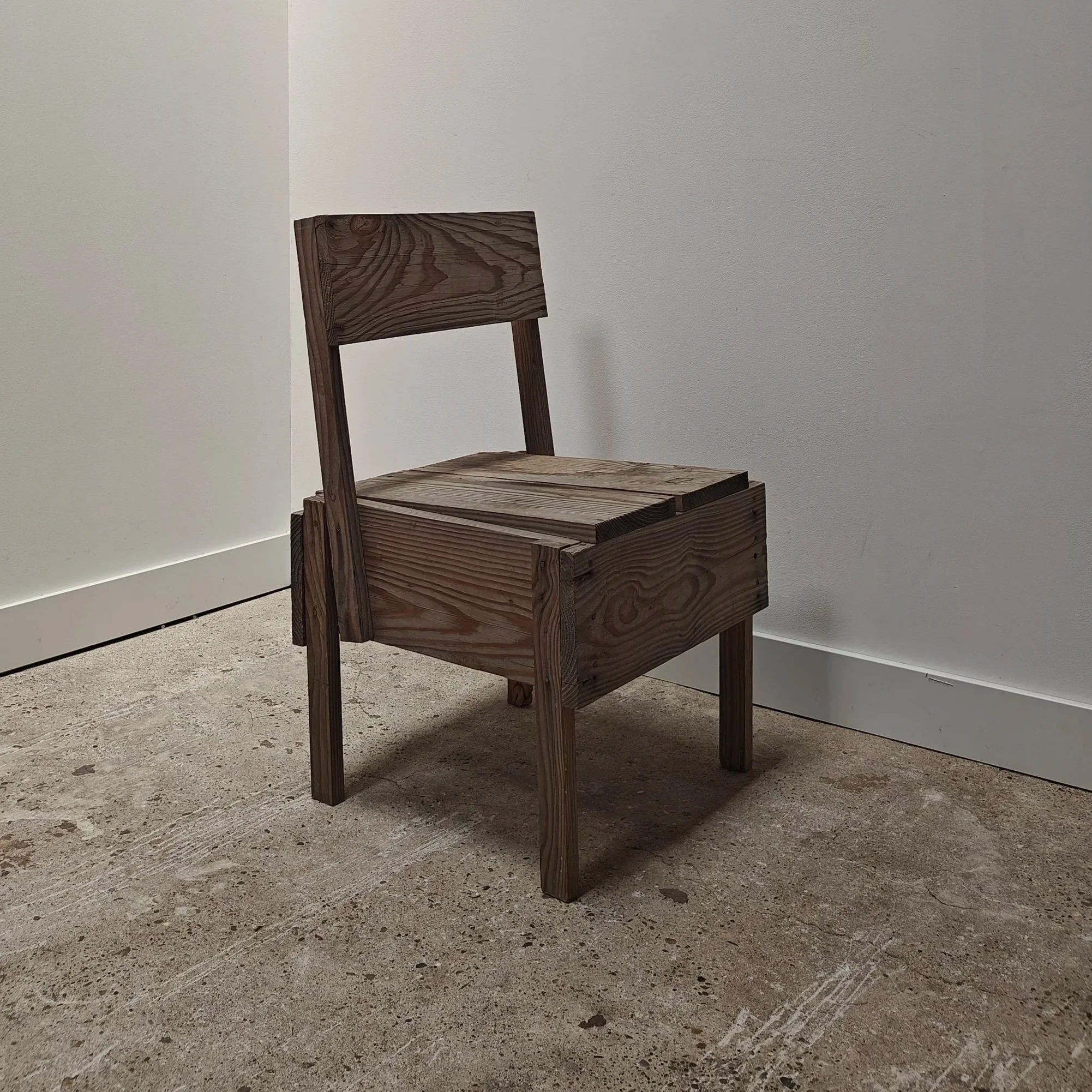 studio-made+%27sedia+1%27+chair%2C+based+on+the+design+by+Enzo+Mari+3.jpg