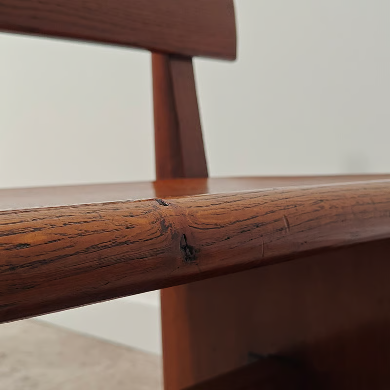 Antique oak bench in a subtle Amsterdam school style 2.png