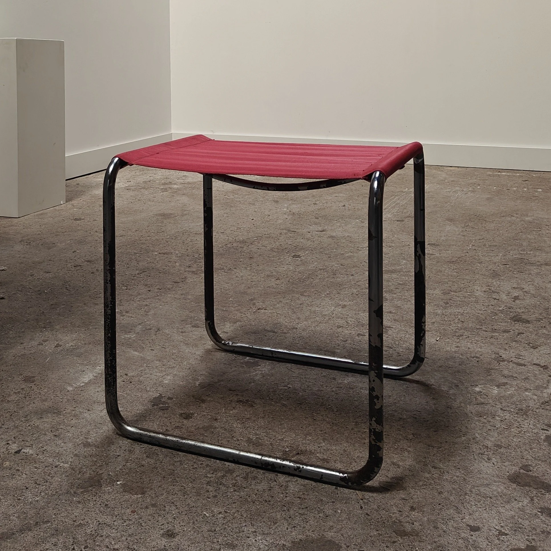 Tubular Bauhaus stool with iron yarn seat 5.jpg