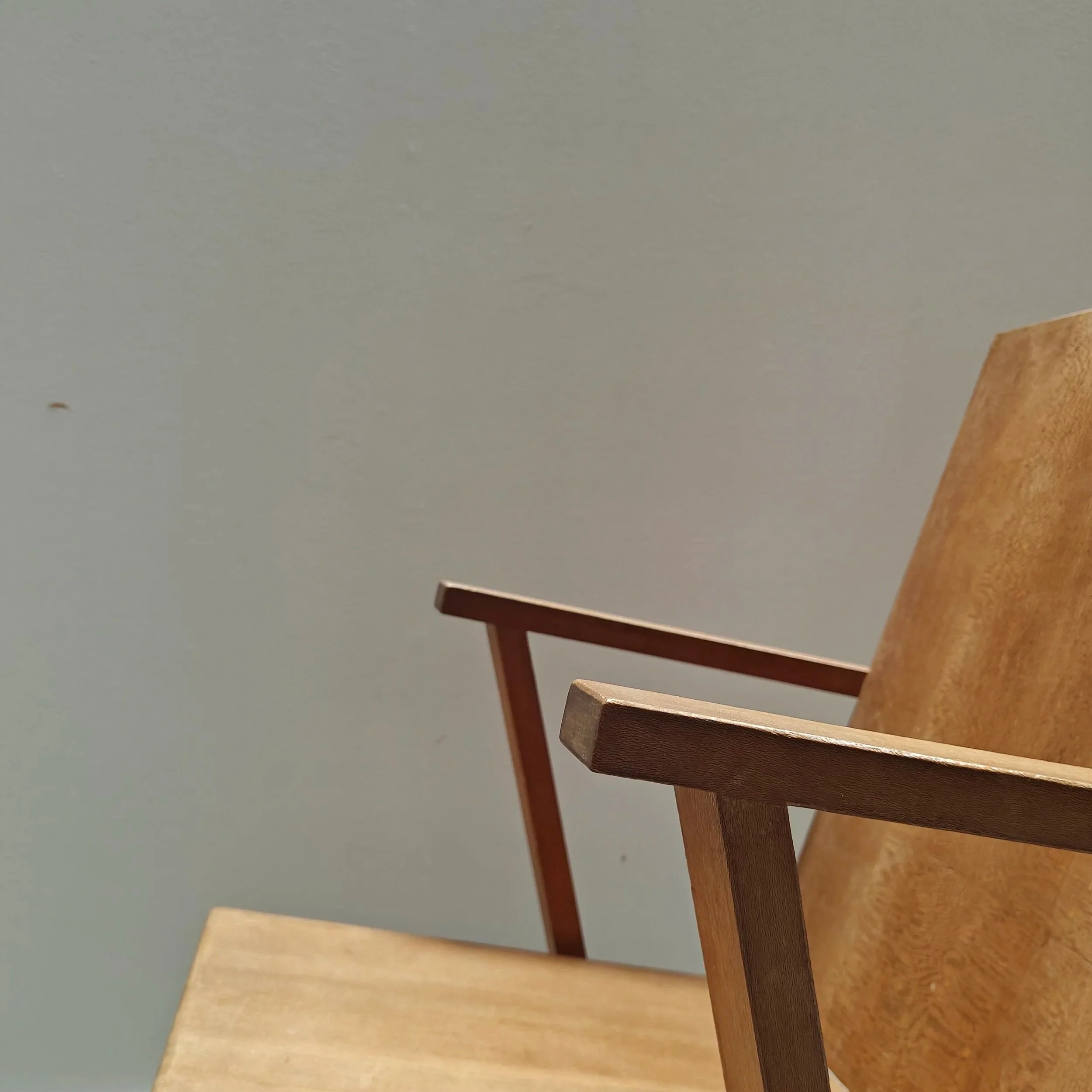 One+of+architectural+armchair+18.jpg