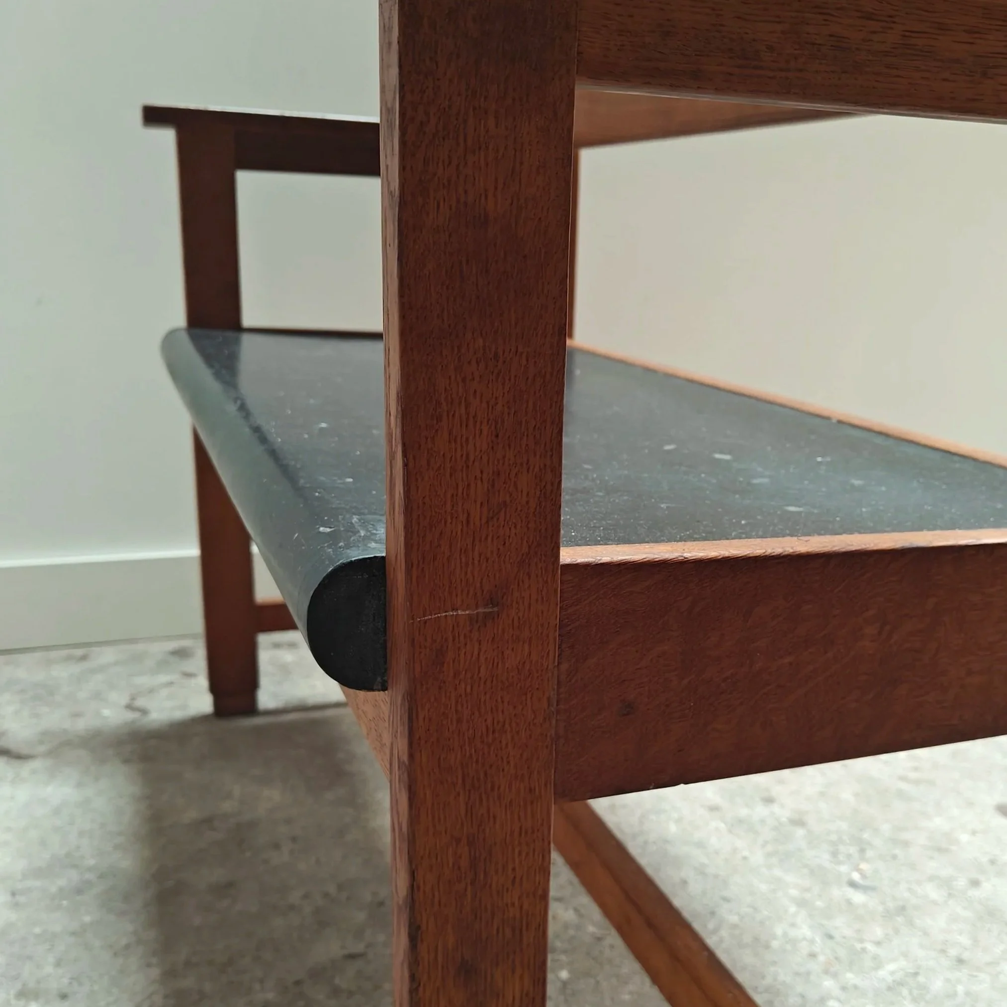 Haagse+School+bench+with+black+seat+9.jpg