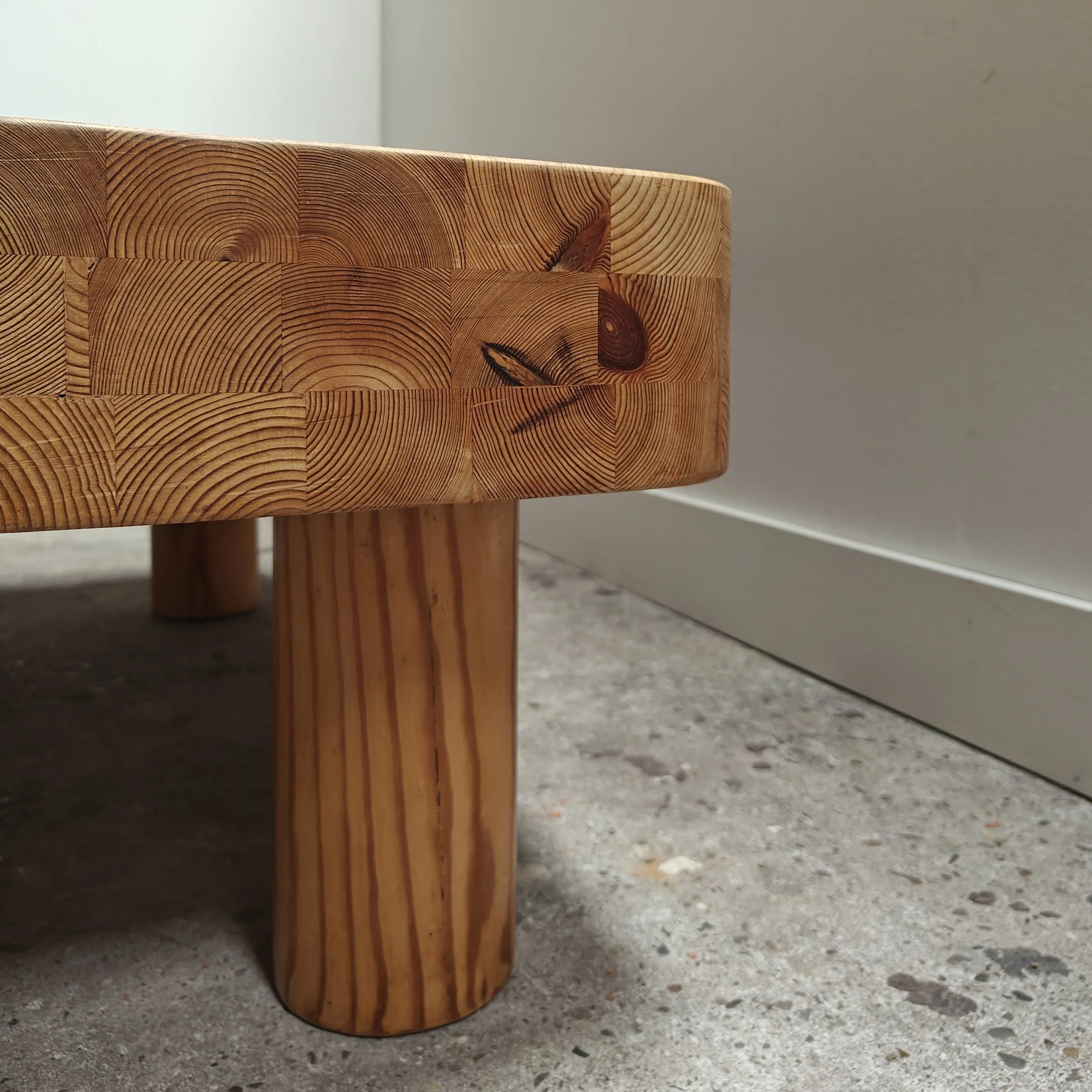 Sculptural pine coffeetable 3.jpg