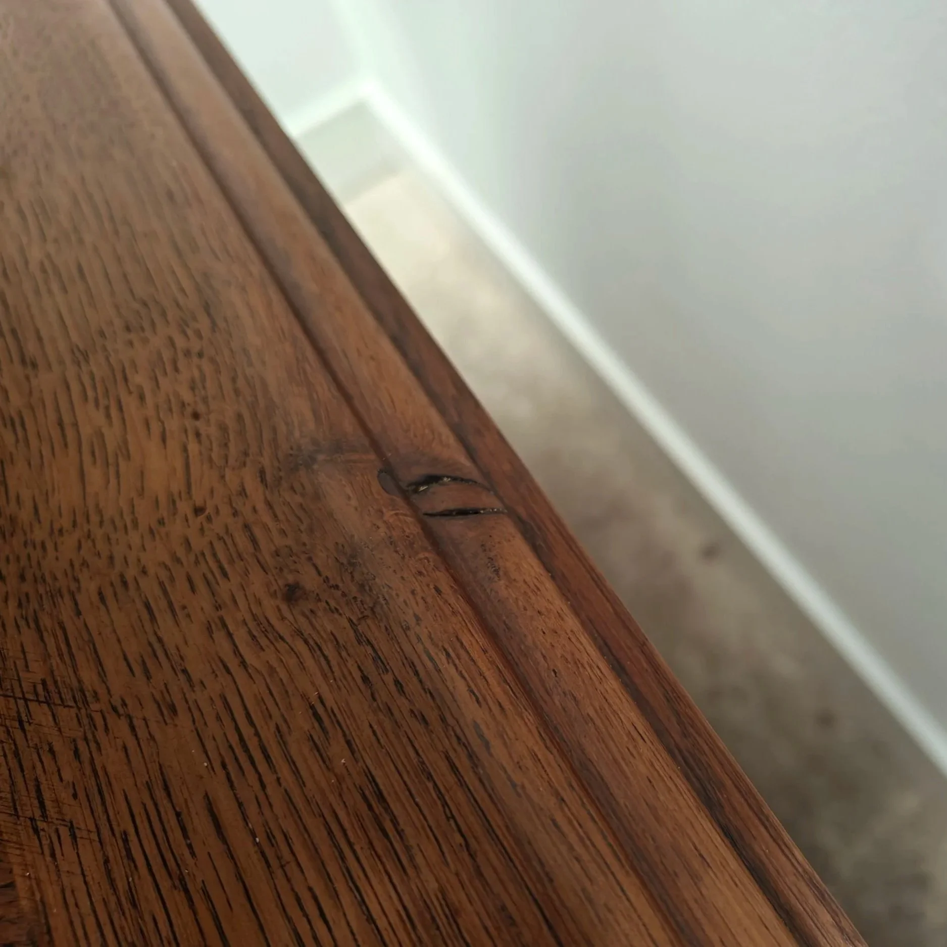 Early+French+handcarved+desk+6.jpg