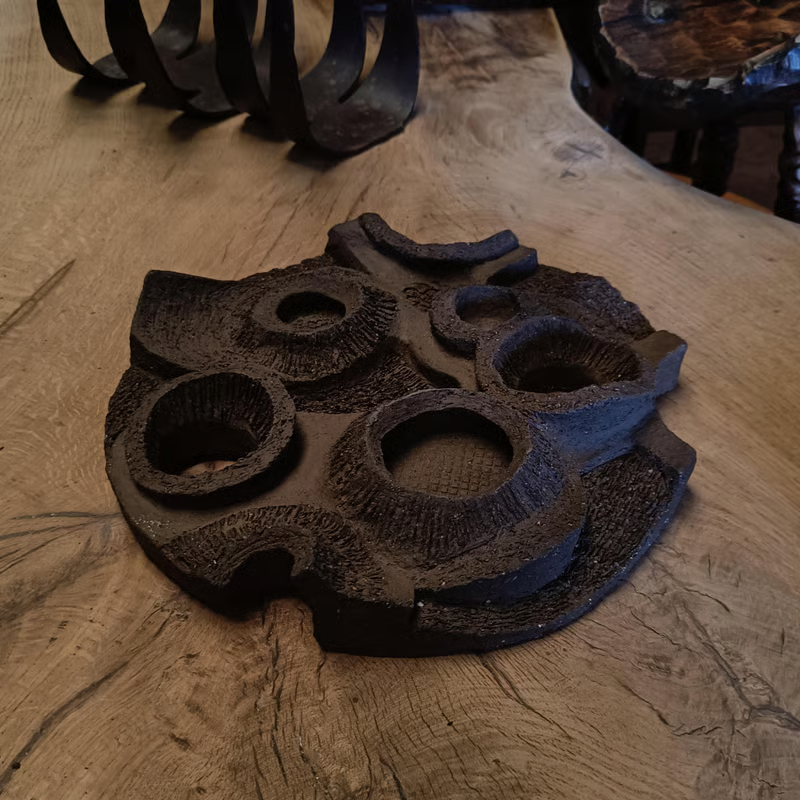 Wall sculpture, round 8.png