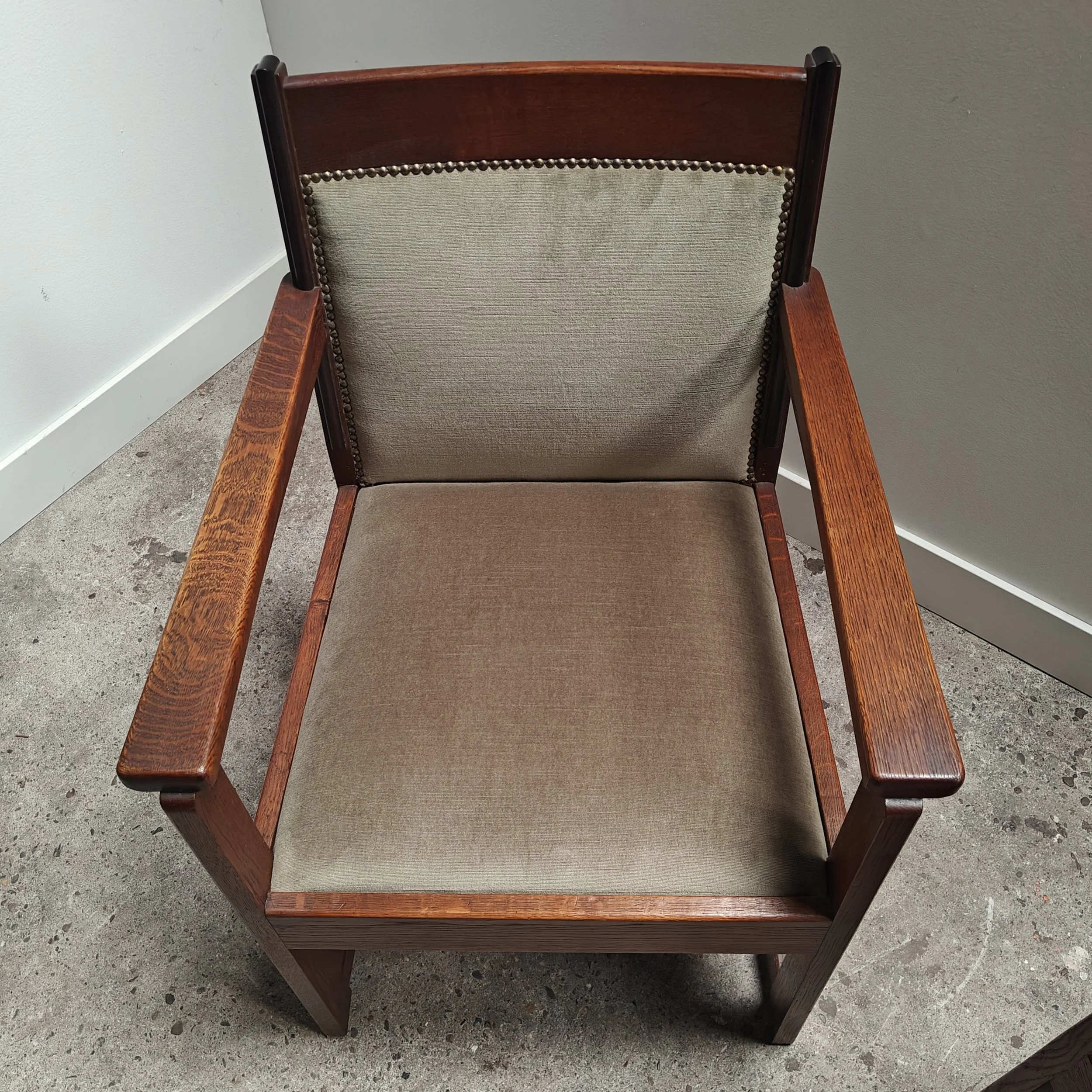 Haagse school armchairs green veloer 4.jpg