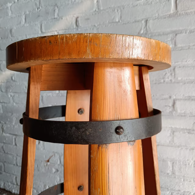 Barrel barstools 1970s, set-2 12.png