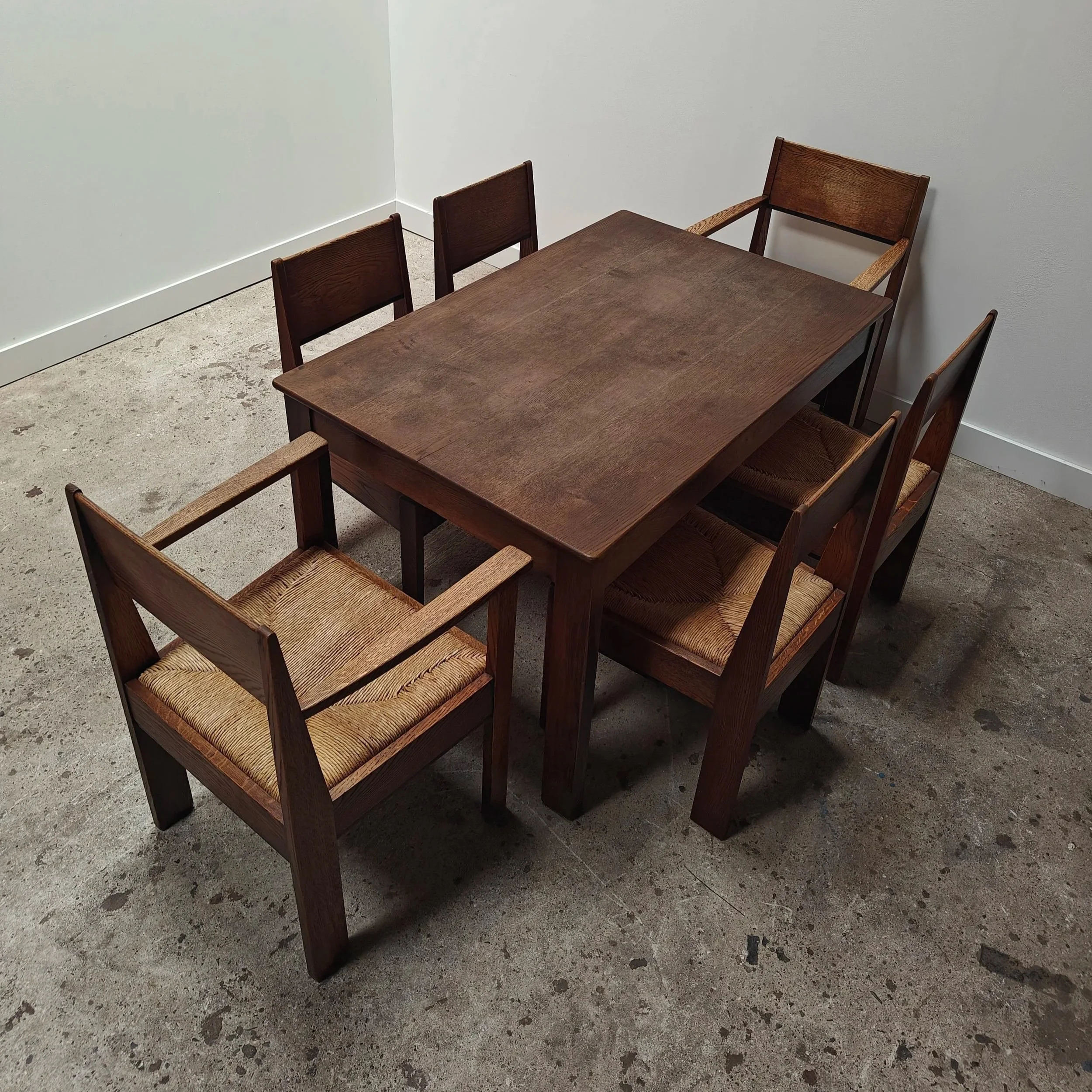 LOV+Oosterbeek+oak+dining+set+with+4+ruch+chairs+and+two+rush+armchair+8.jpg