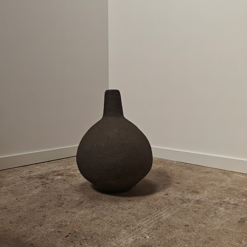 XL vase, studio made in the 1960s 4.png