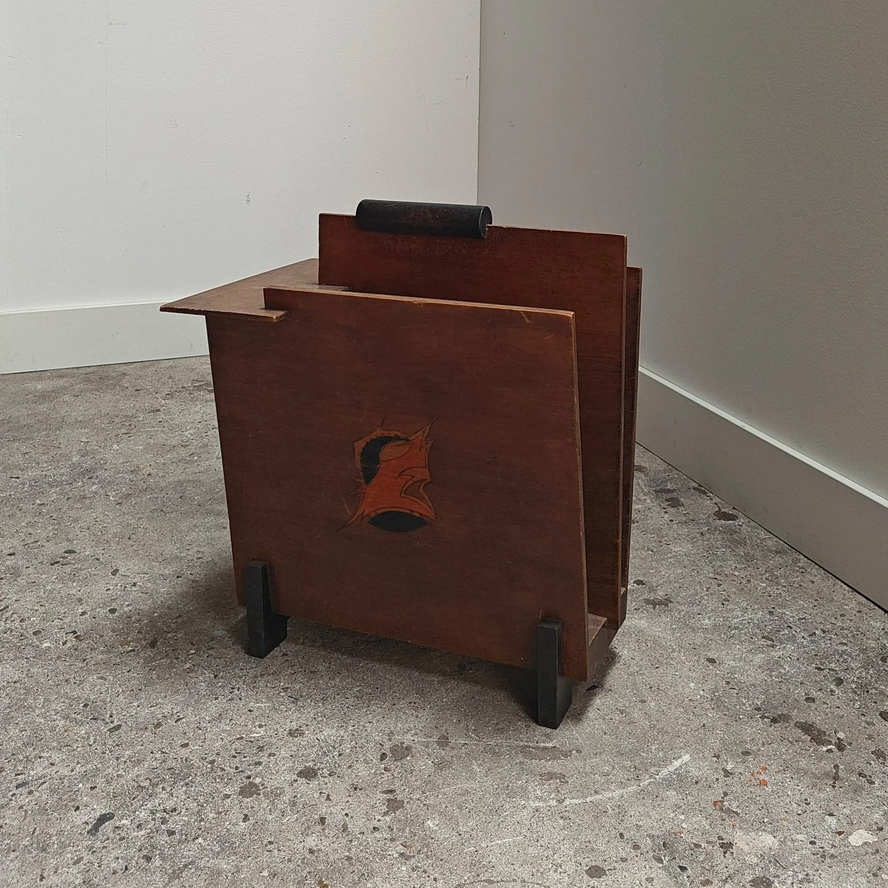 Conrad+Fehr+magazine+rack+1920%27s+11.jpg