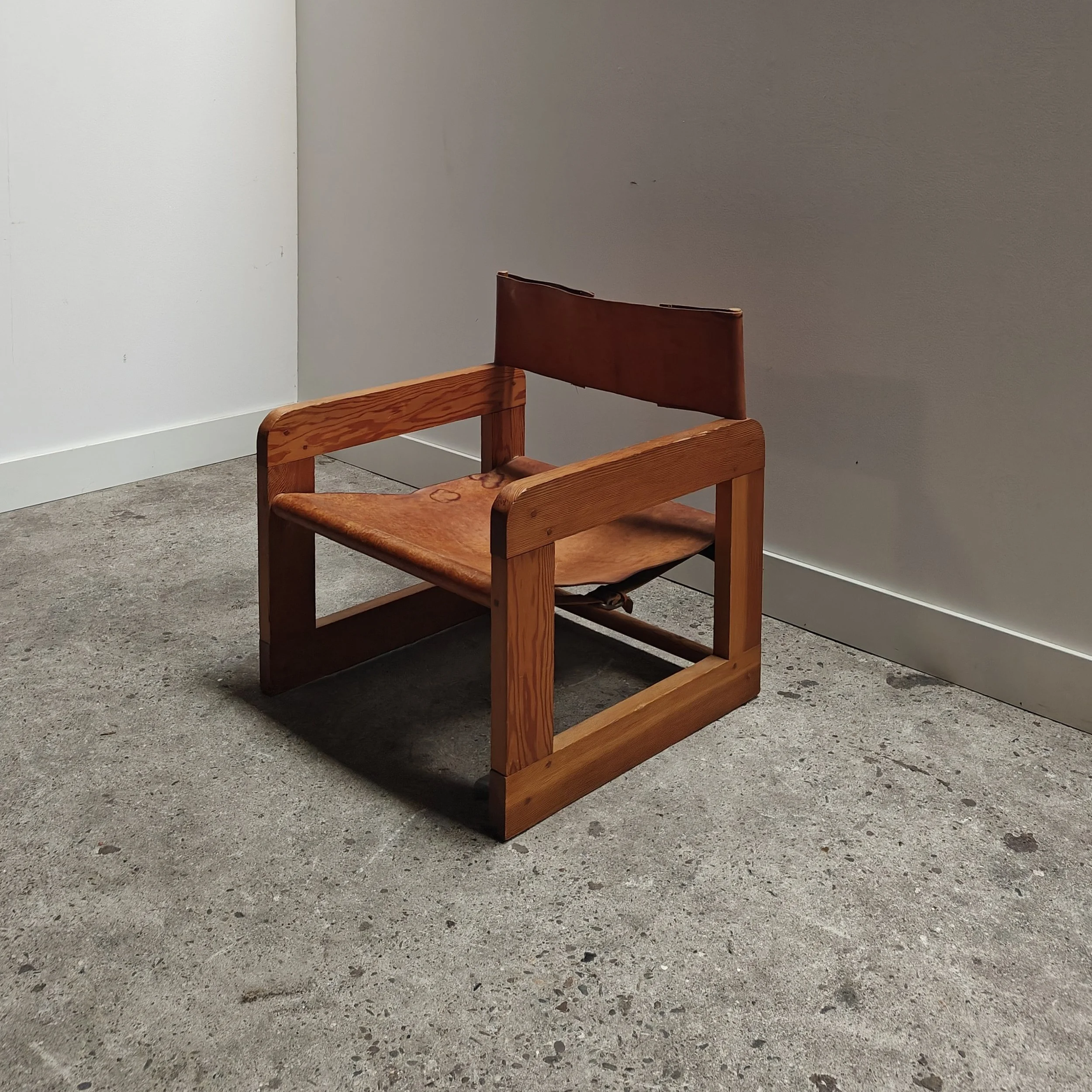 Pine and cognac leather carpenter made armchair 1970s 1.jpg
