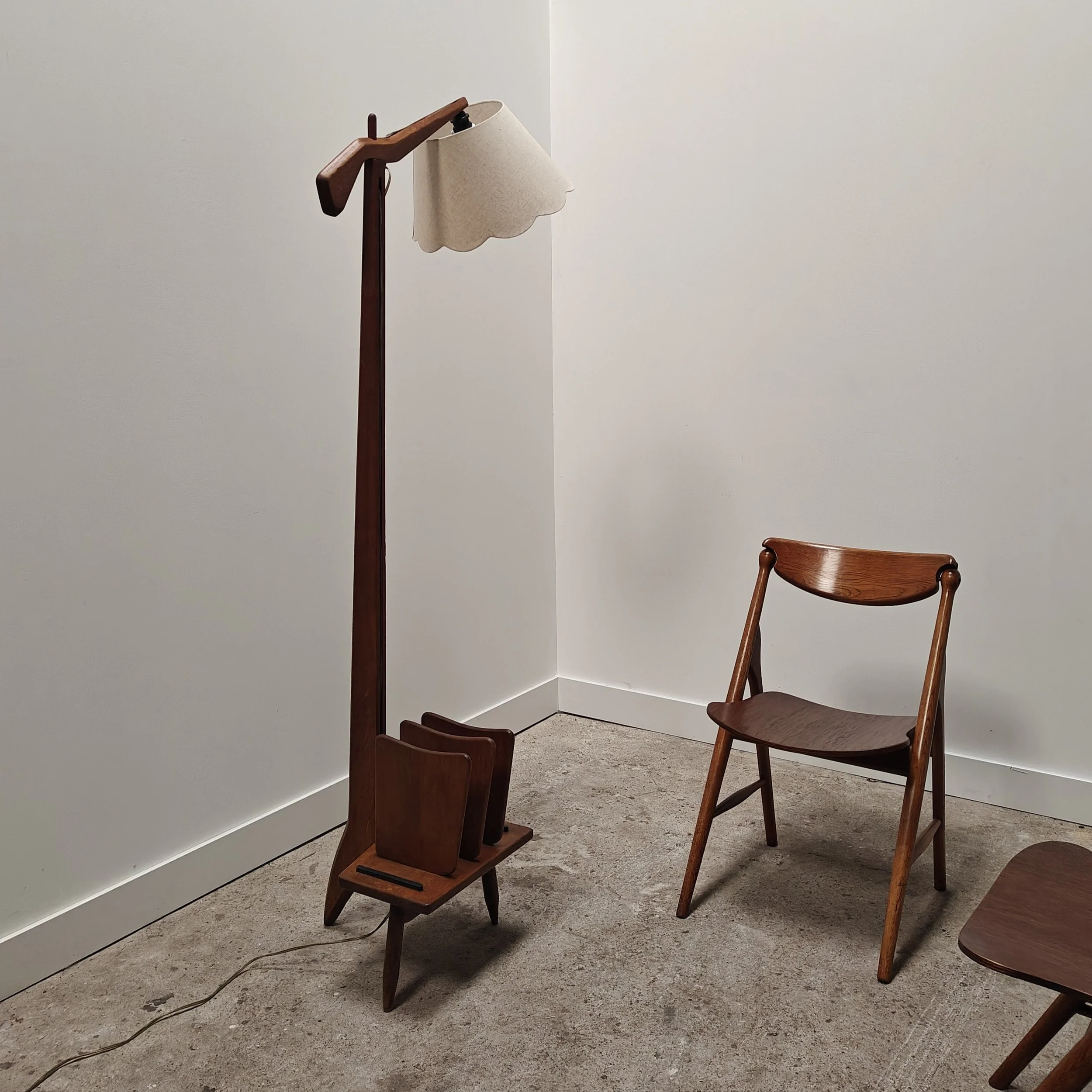 Unique 1950s floorlamp from France 6.jpg