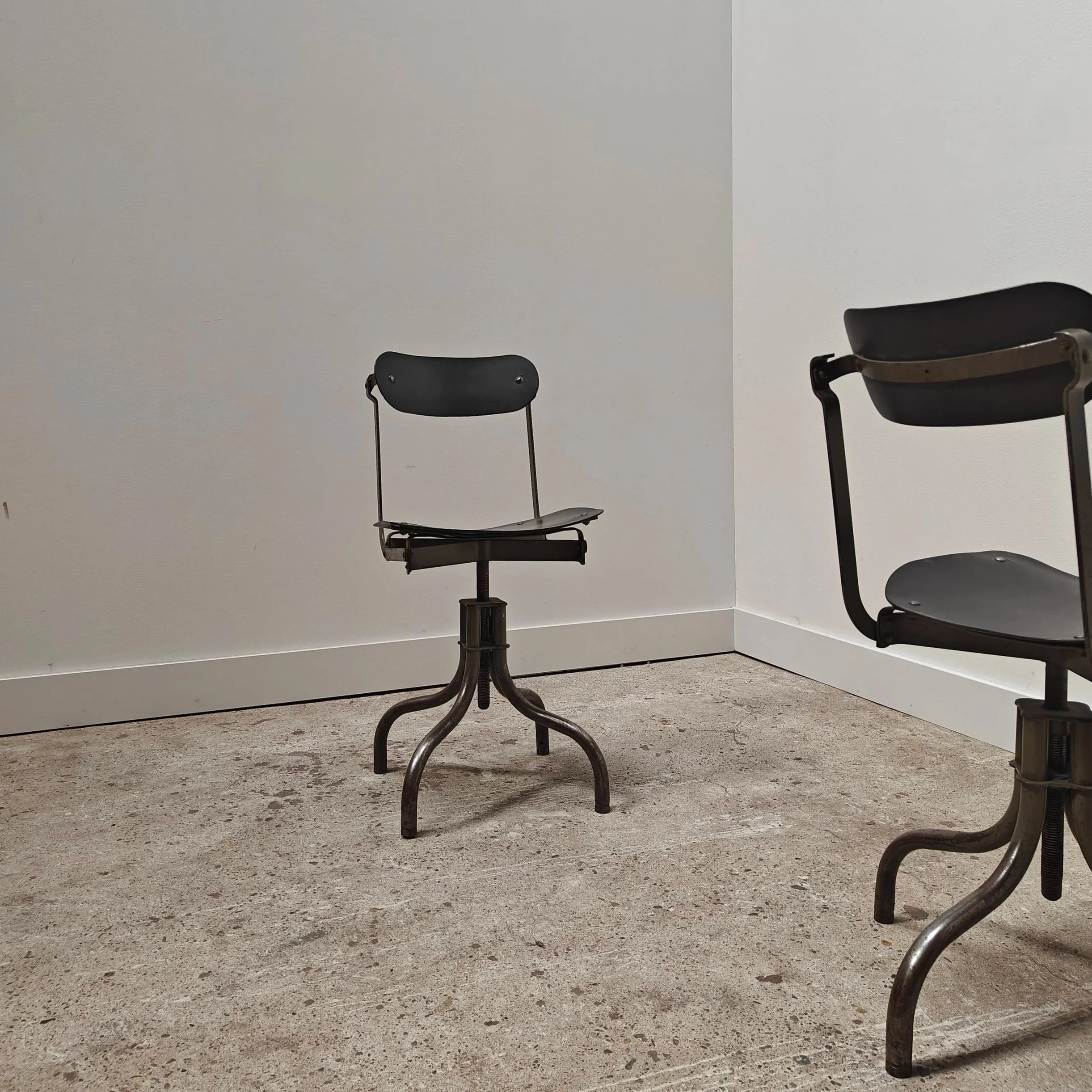 Tan+Sad+swivel+chair+set+1.jpg