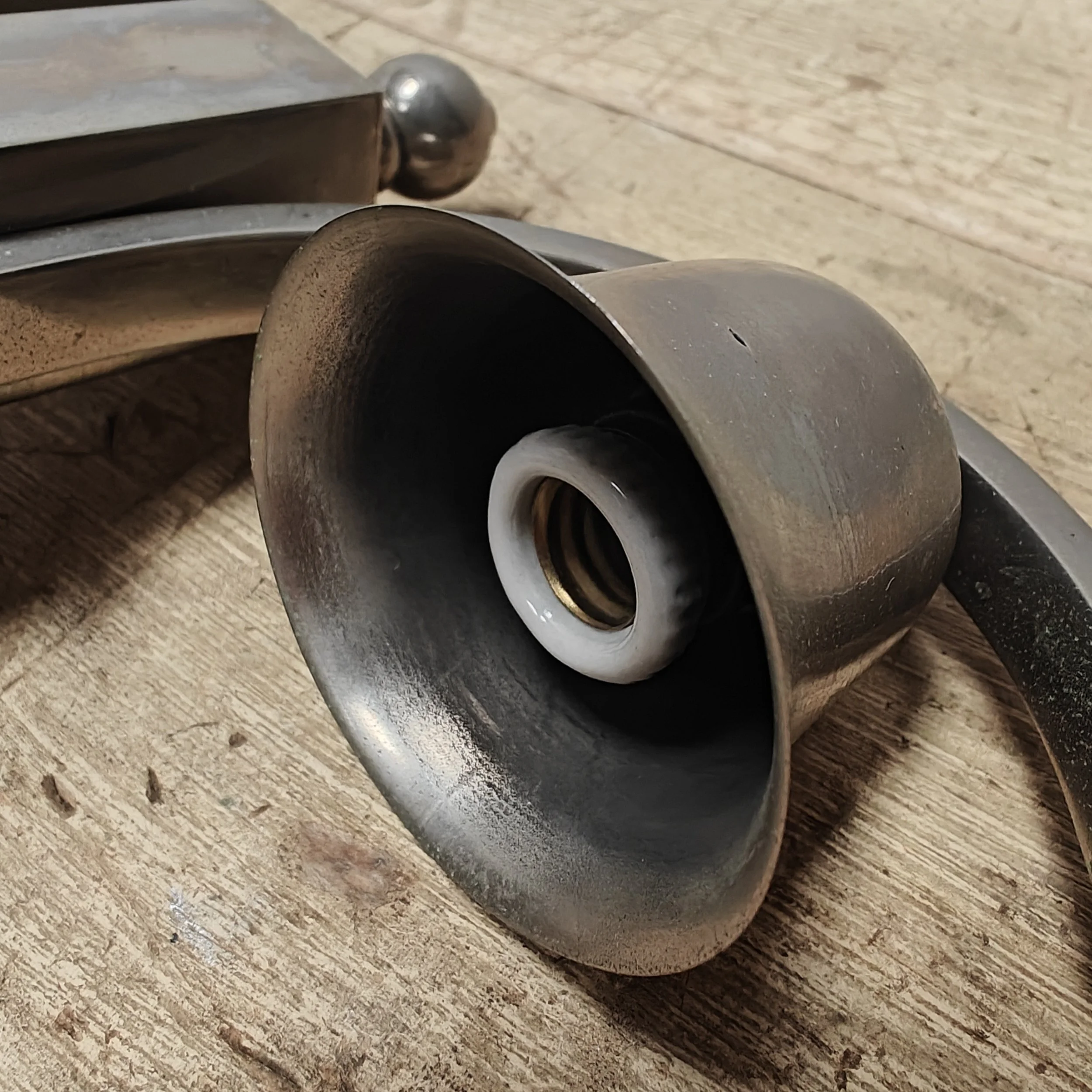 Dutch 1920s double bell shaped lamp 2.jpg