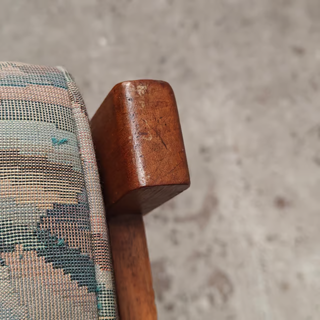 Adjustable armchair in Amsterdamse school style 11.png