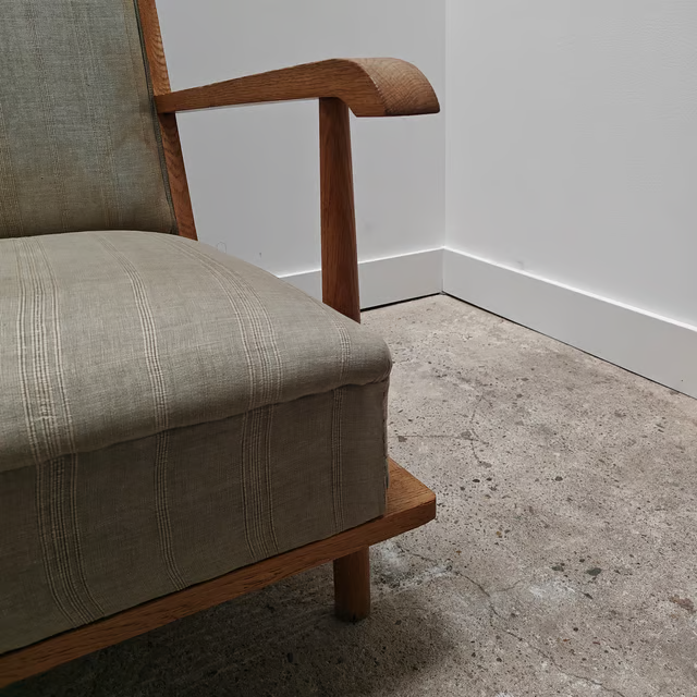 1940s blond armchair 9.png