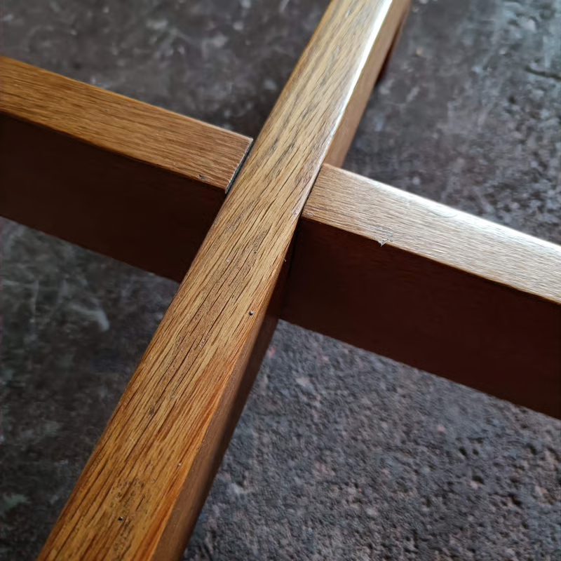 Haagse school big oak sidetable 4.png