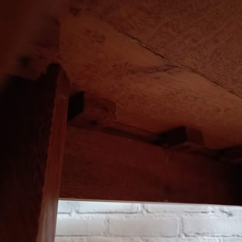 Haagse school big oak sidetable 6.png