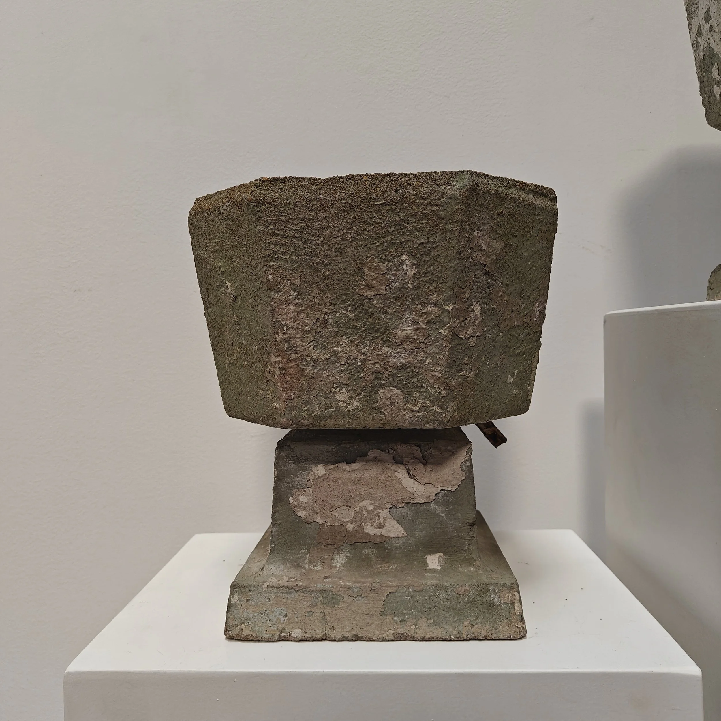 Set of two hexagonal stone flower pots 5.jpg