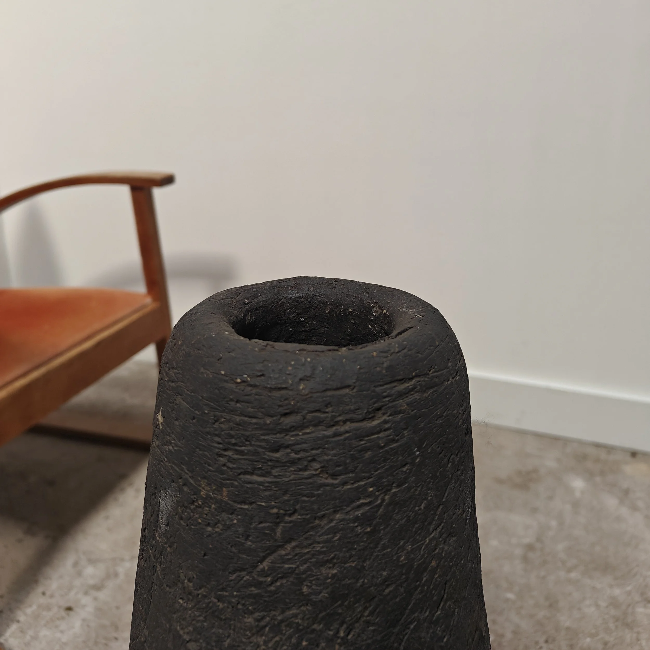 An exceptionally large studio made earthenware vase 4.jpg