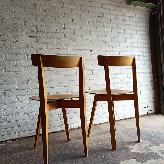 Niko Kralj chairs 10.png