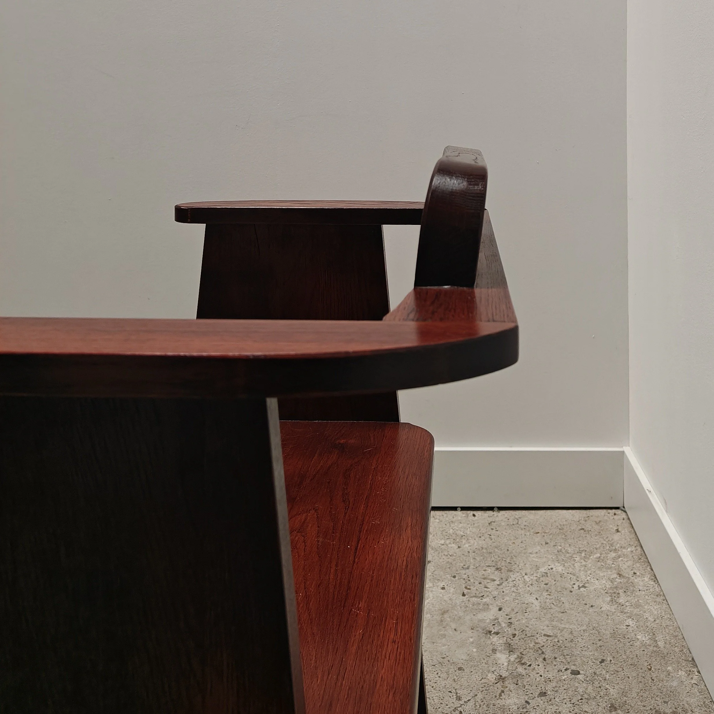 Sculptural side chair with slim backrest 6.jpg